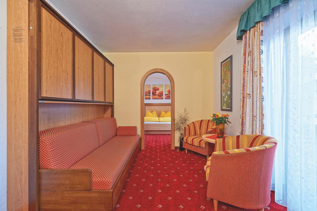 Hotel Garni Wolfgang Saalbach-Hinterglemm Szoba fotó